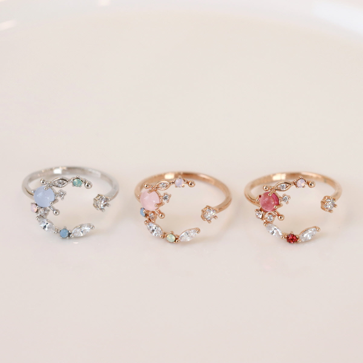 Luna Kiss Ring