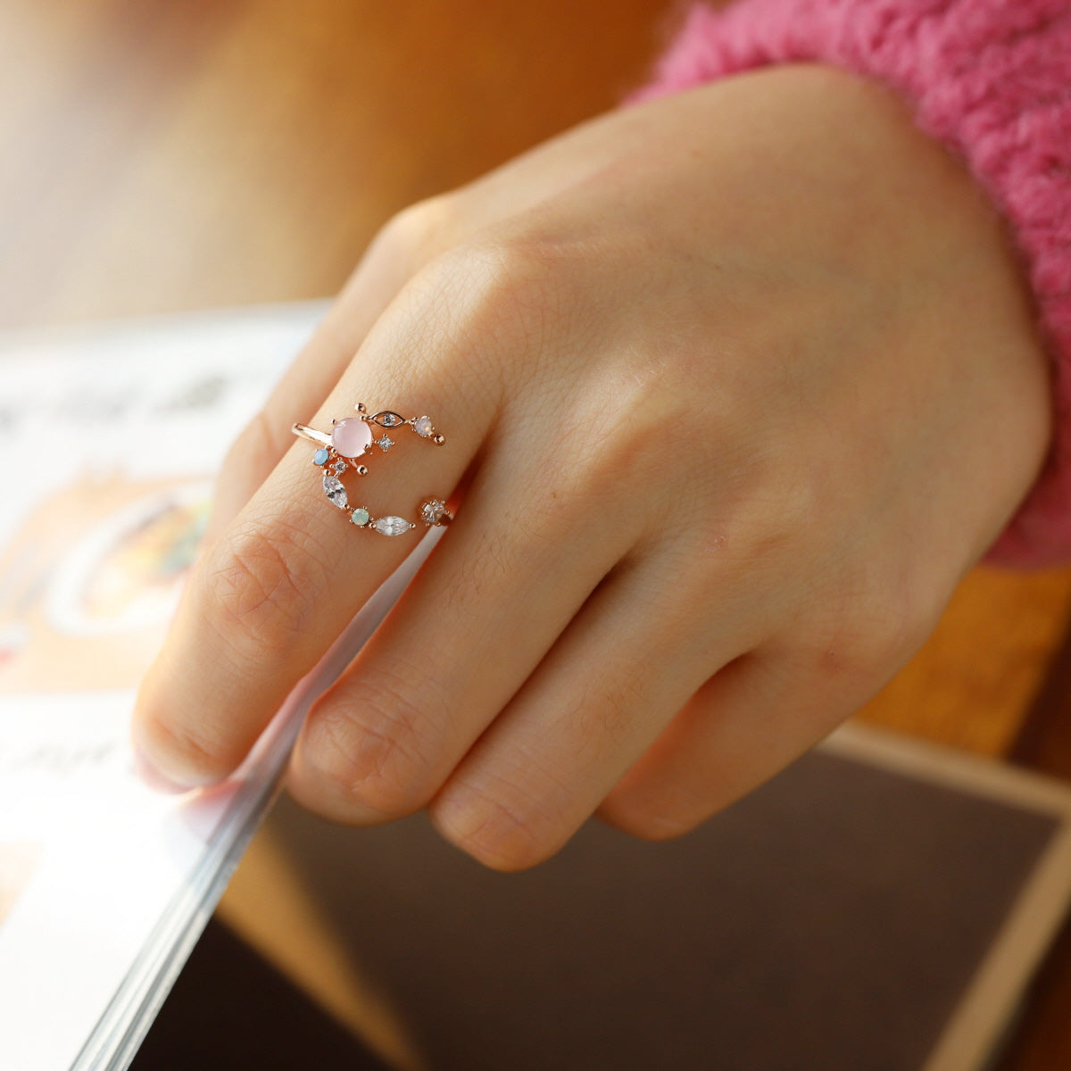 Luna Kiss Ring