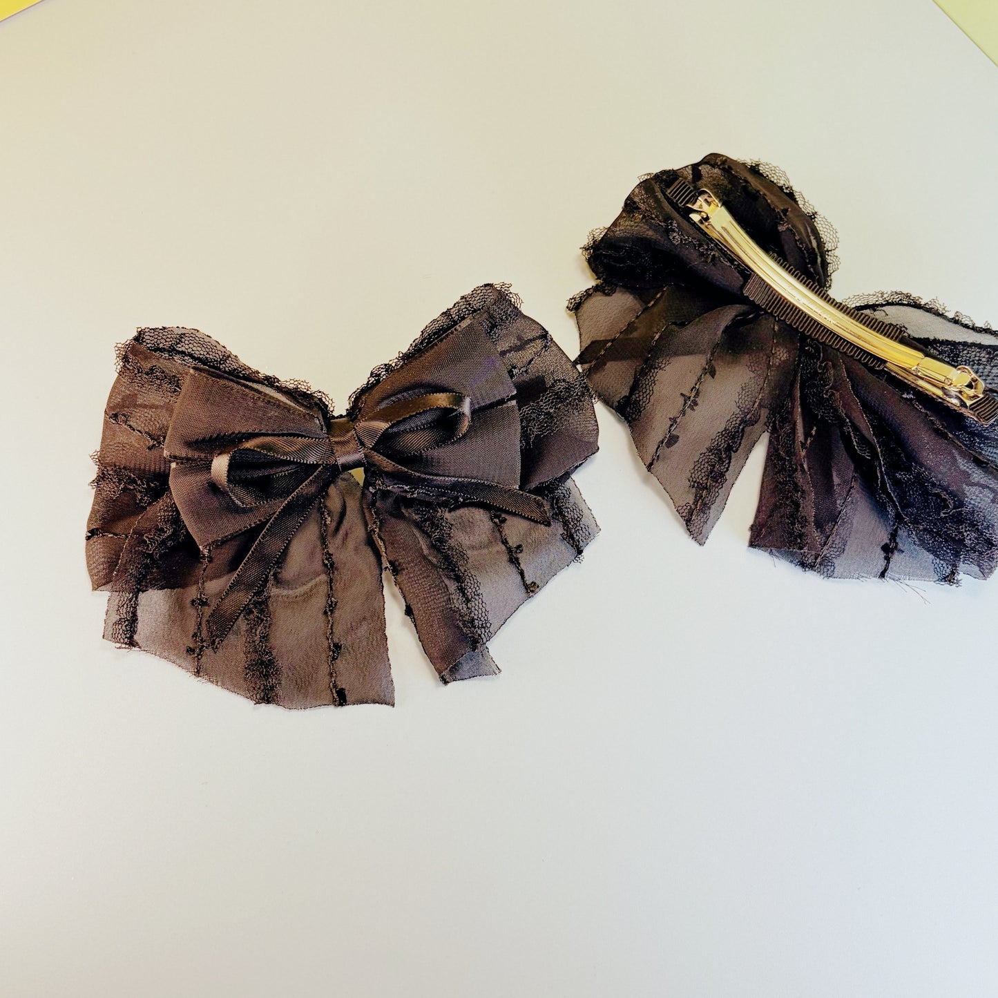 Charming Bow Hair Clip