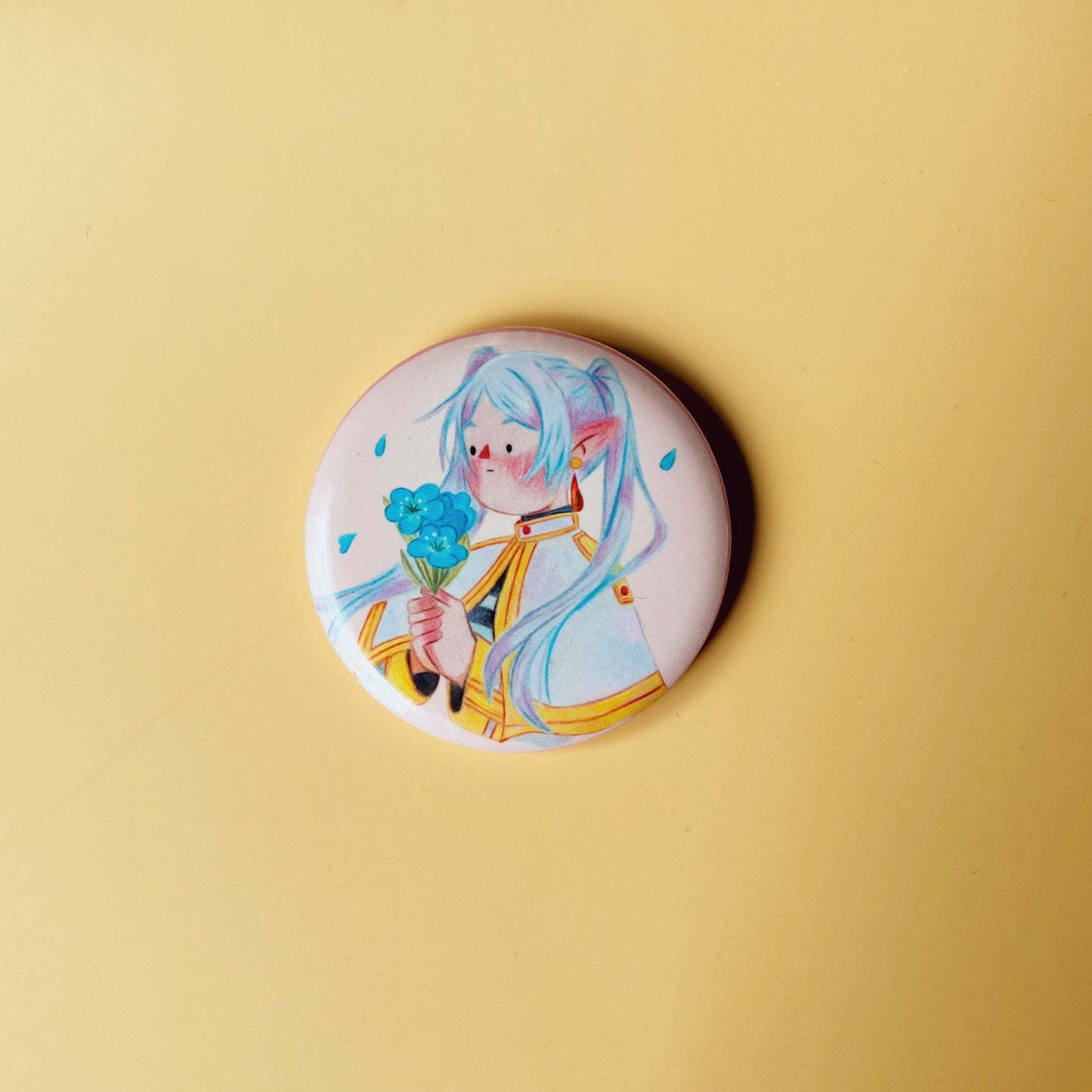 Frieren | Pin Bagde (Rainbow)