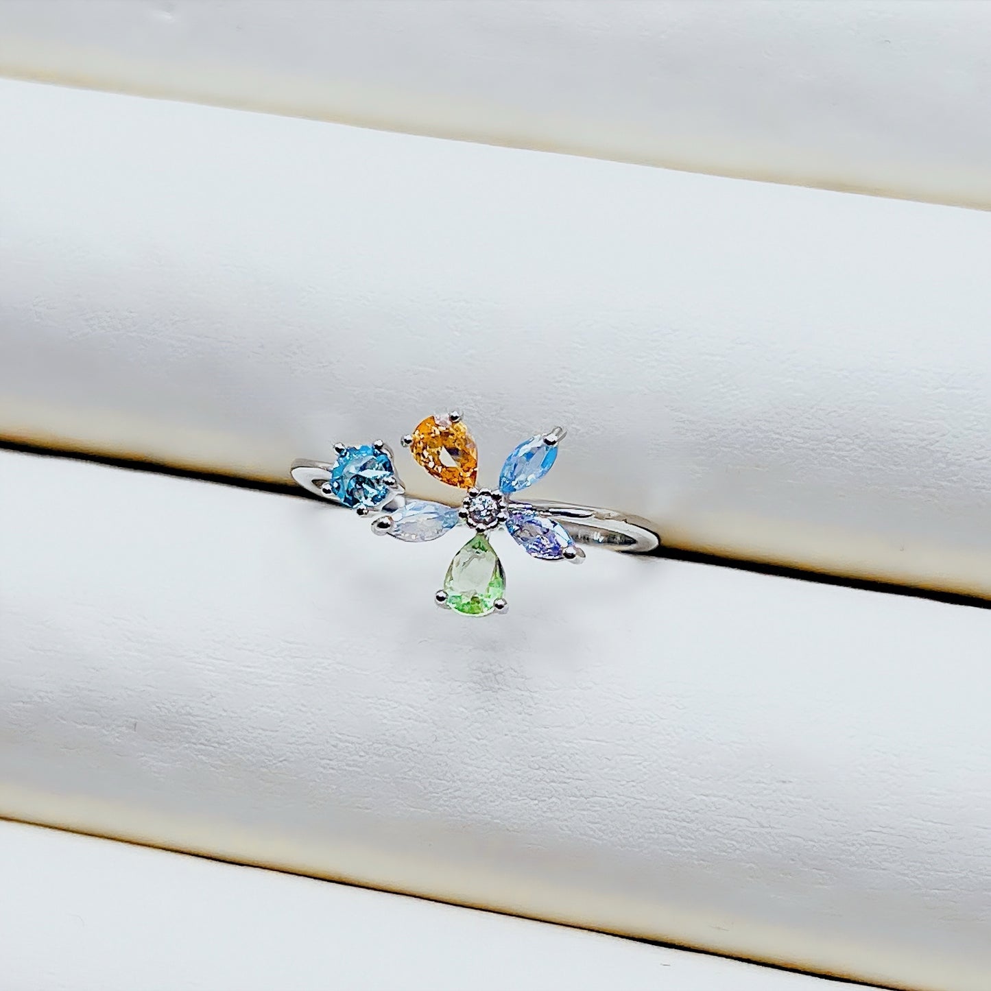 Twinkling Swarovski Bloom
