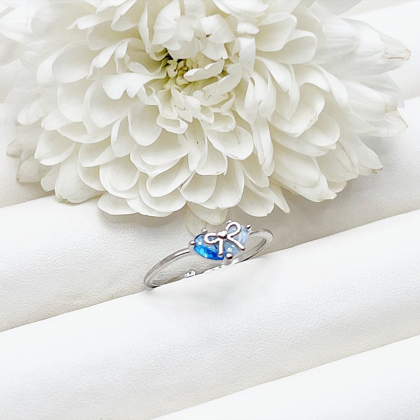 Élan Heart Ring