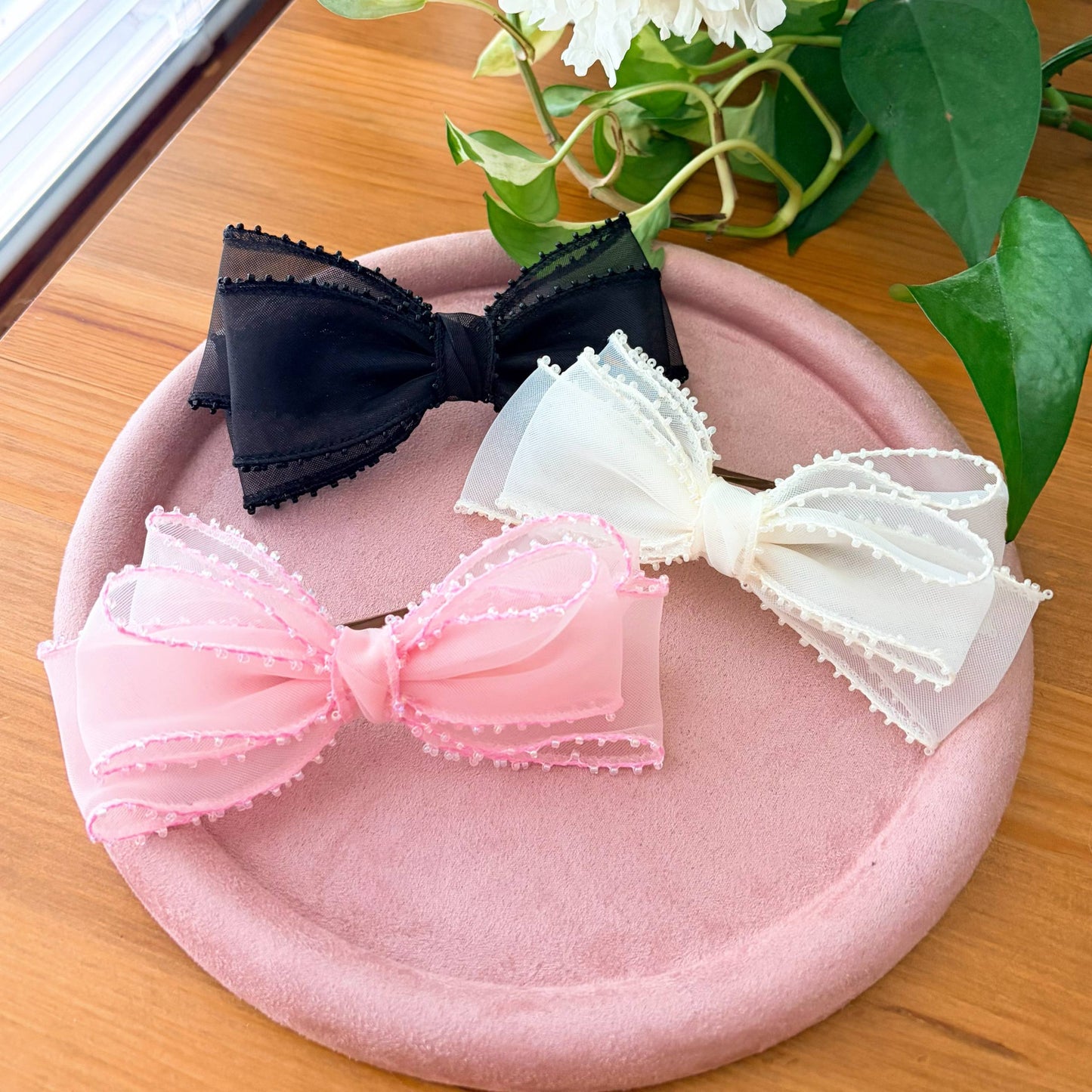 Princess Lace Ribbon – Claw Clip