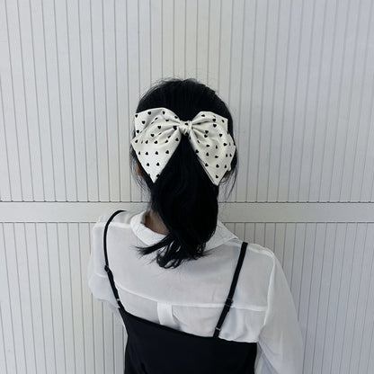 Petite Elegance Ribbon – Hair Clip