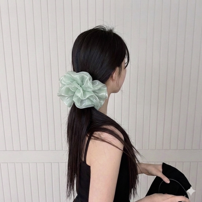 Velvet Aura – Scrunchie