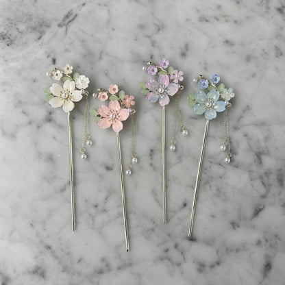 Maison de Lune – Hairpin