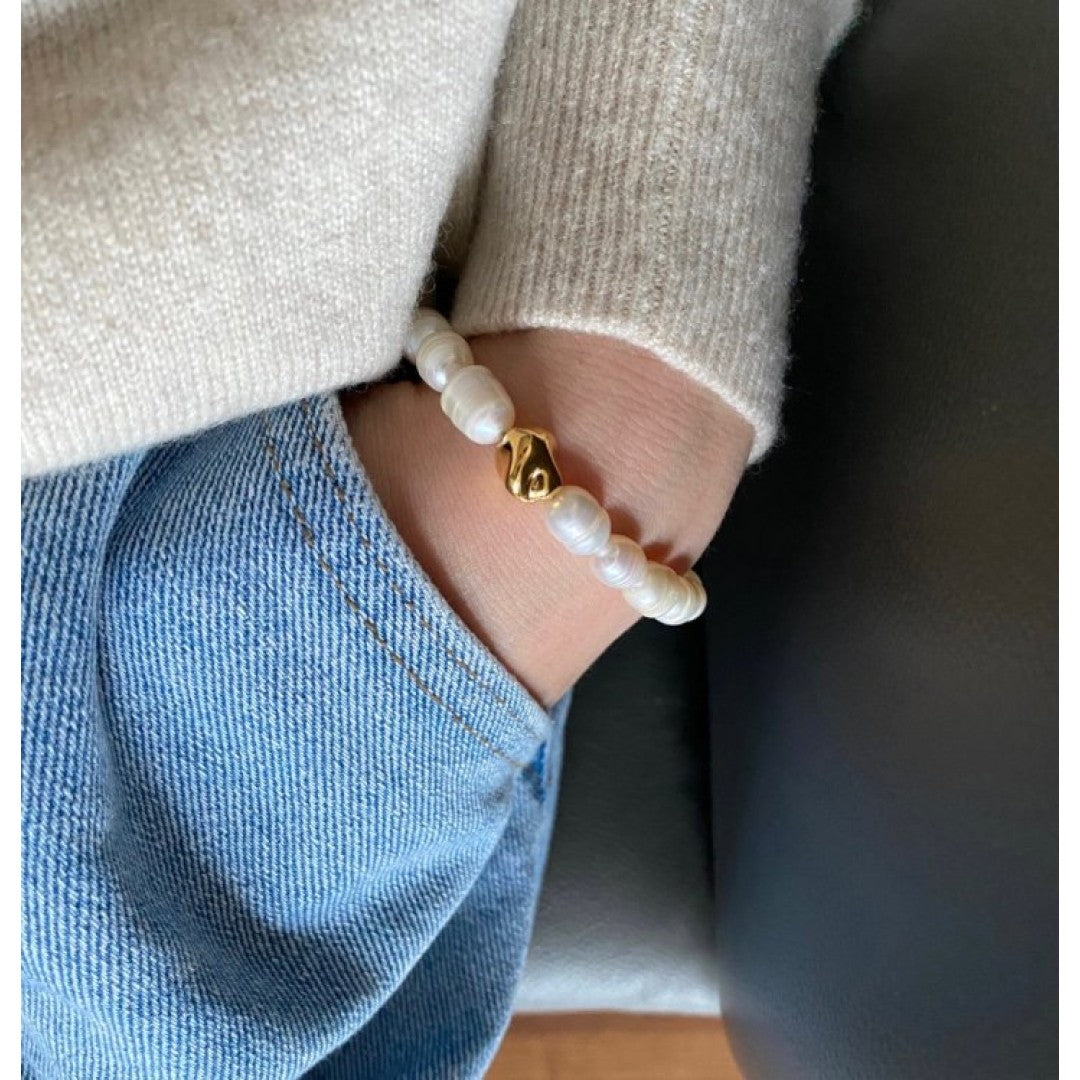 Helmi Bracelet