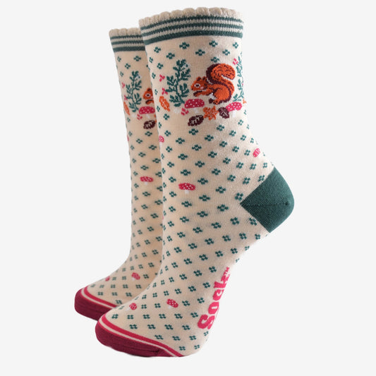 Women's Bamboo Socks - Squirrel Wreath