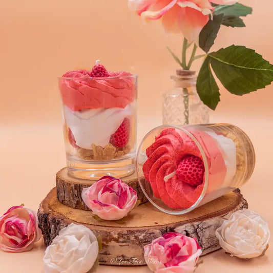 Wild Strawberry Scented Gourmet Candle -  Handmade candle