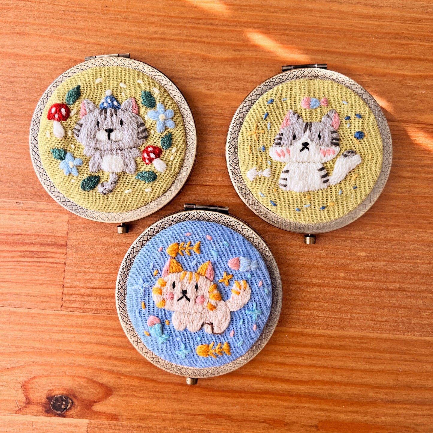 Dreaming Cats Ver 02 - Hand Embroidered Mirror