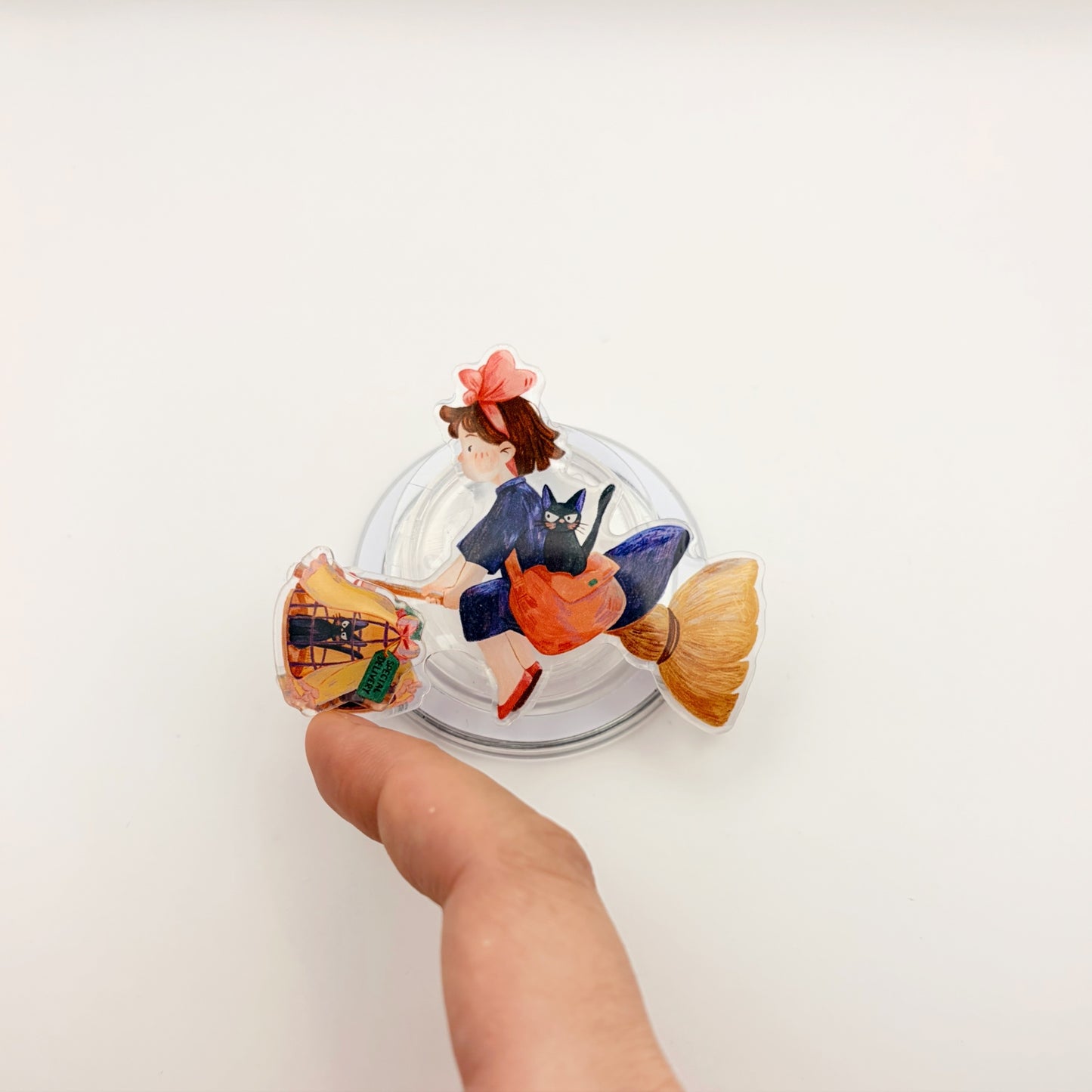 Magnetic Phone Griptok With Mini Rotating Charm - Kiki's Delivery Service