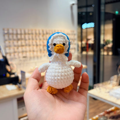 Ducky - Amigurumi (Random Color Hat)