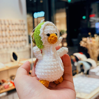 Ducky - Amigurumi (Random Color Hat)