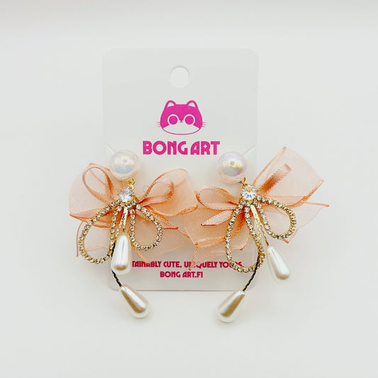 Soft Gold Pearl Whisper Earrings