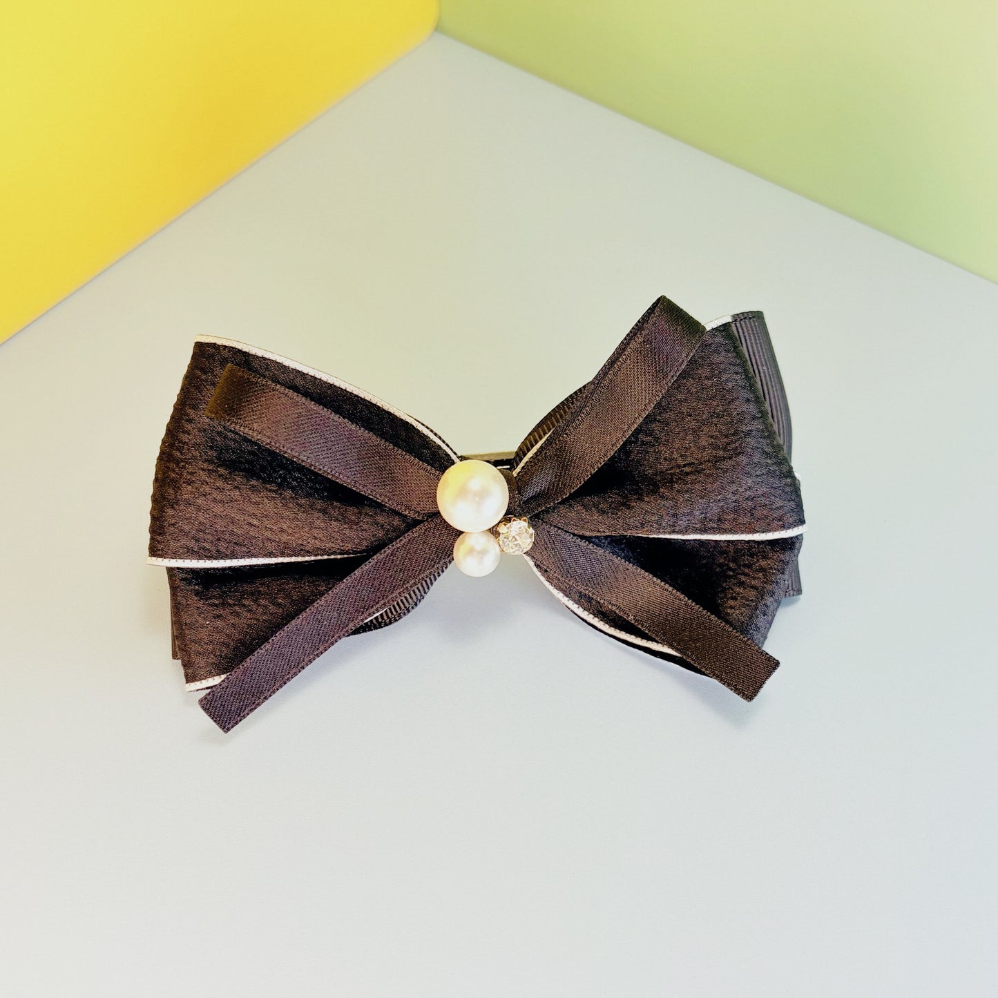 Pearl Muni Ribbon Hair Clip