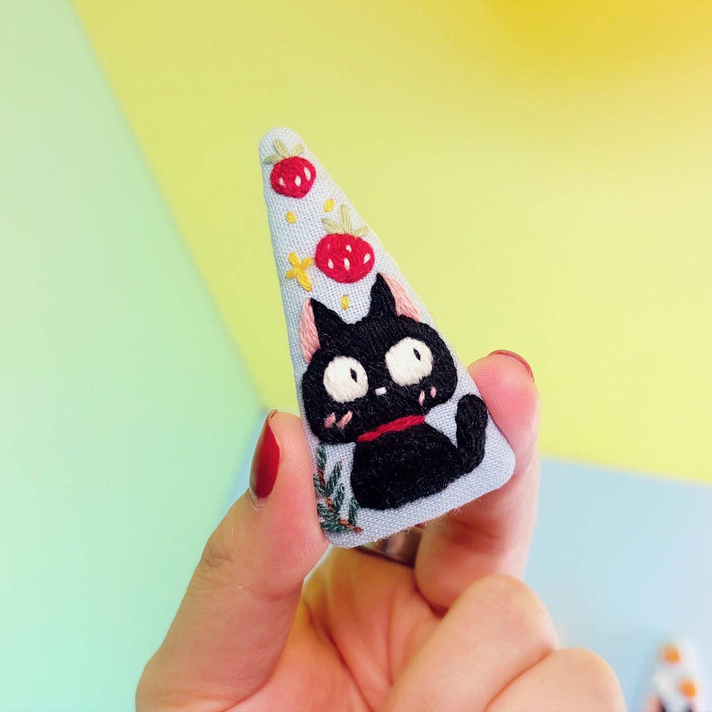 Jiji - Hand Embroidered Hairpin