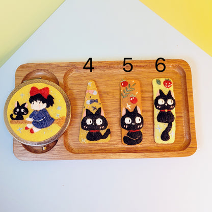 Jiji - Hand Embroidered Hairpin