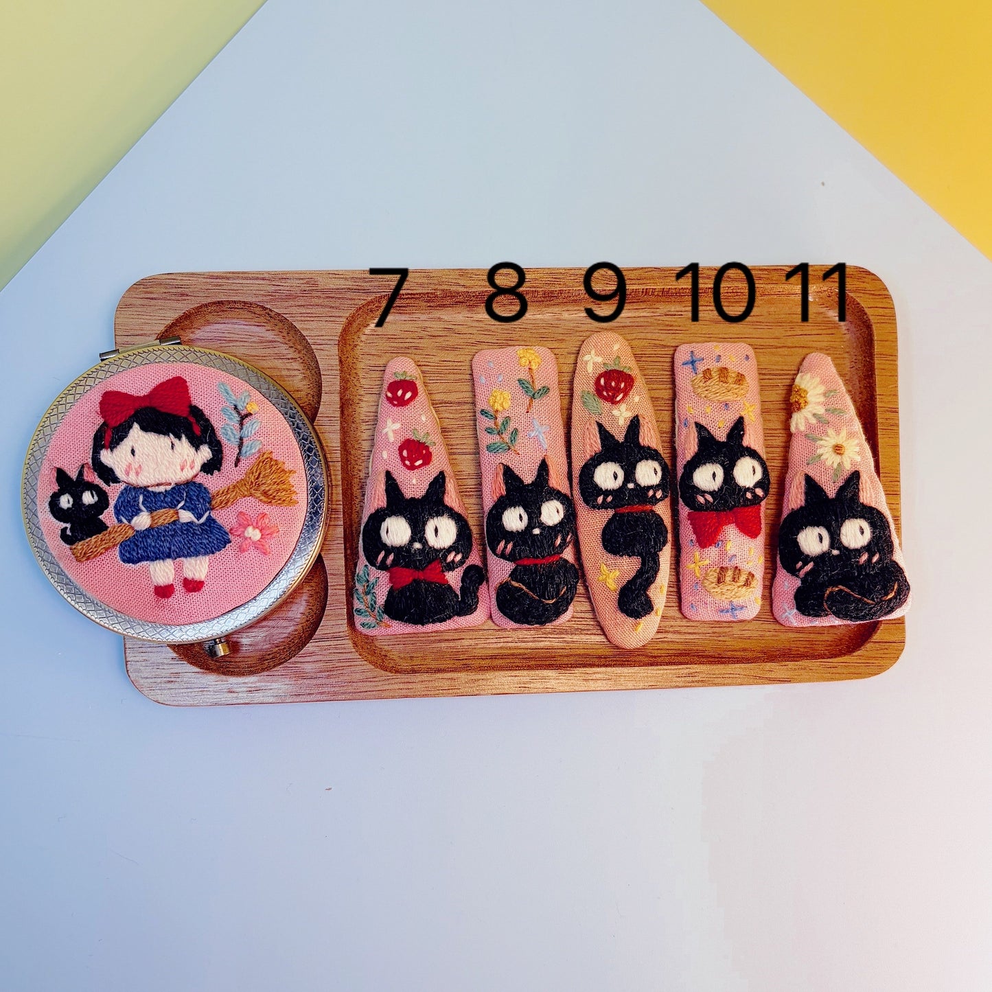 Jiji - Hand Embroidered Hairpin