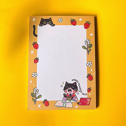 Momo's Peaceful Days | Cute Memo Pad