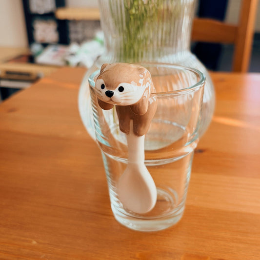 Spoon Cute Otter