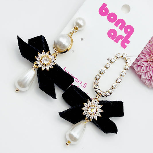 Velvet Bow Pearl Earrings