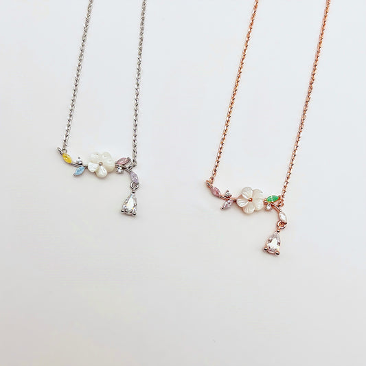 Twinkle Flower Necklace