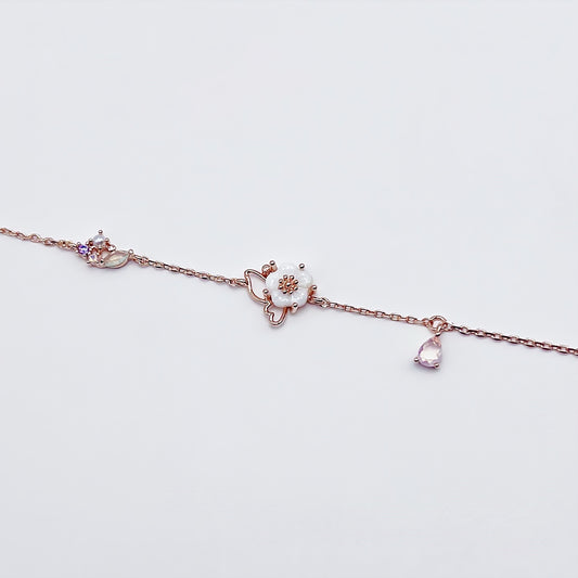 Mother of Pearl Flower Bracelet