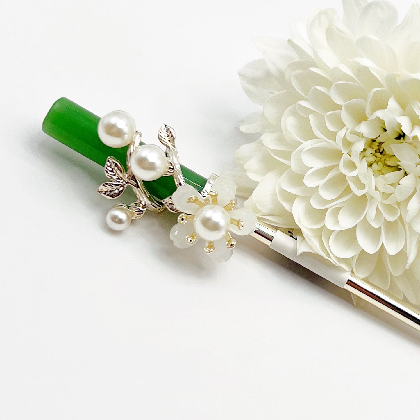 Floral Elegance - Hairpin