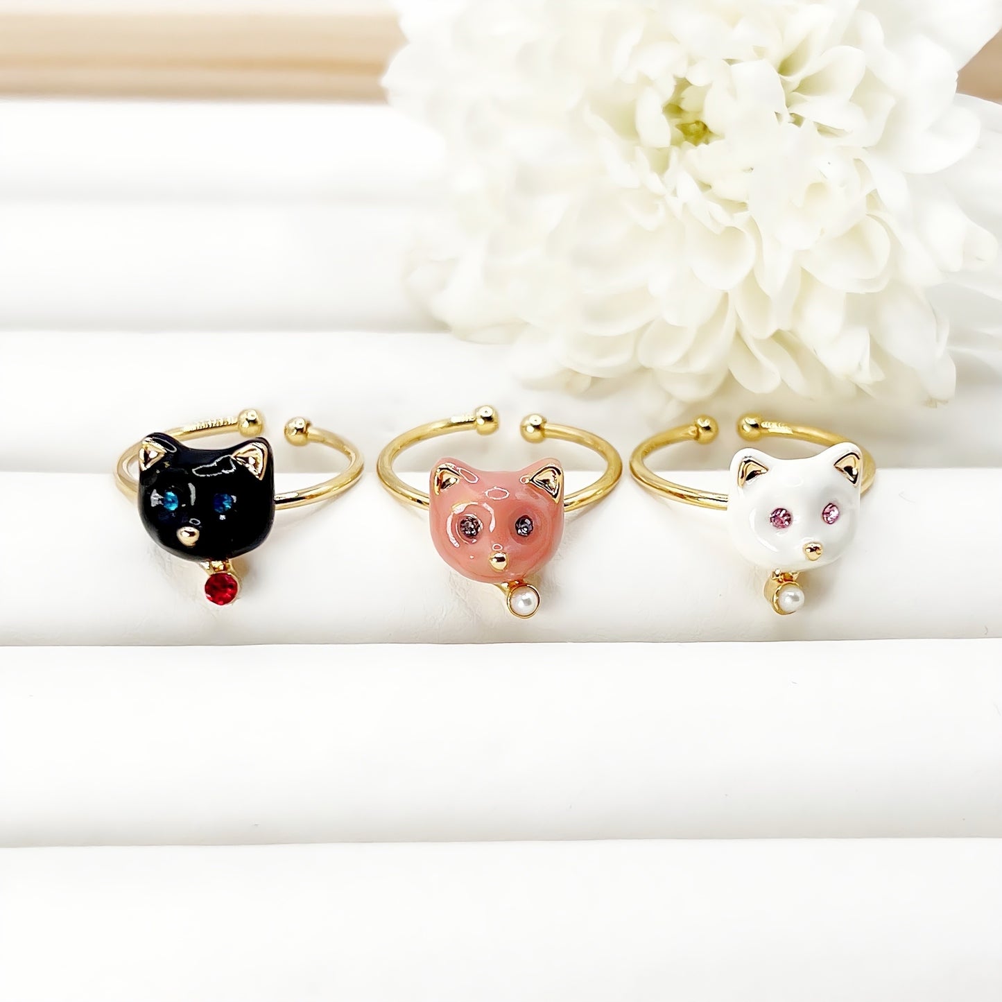 Purrfect Charm Rin