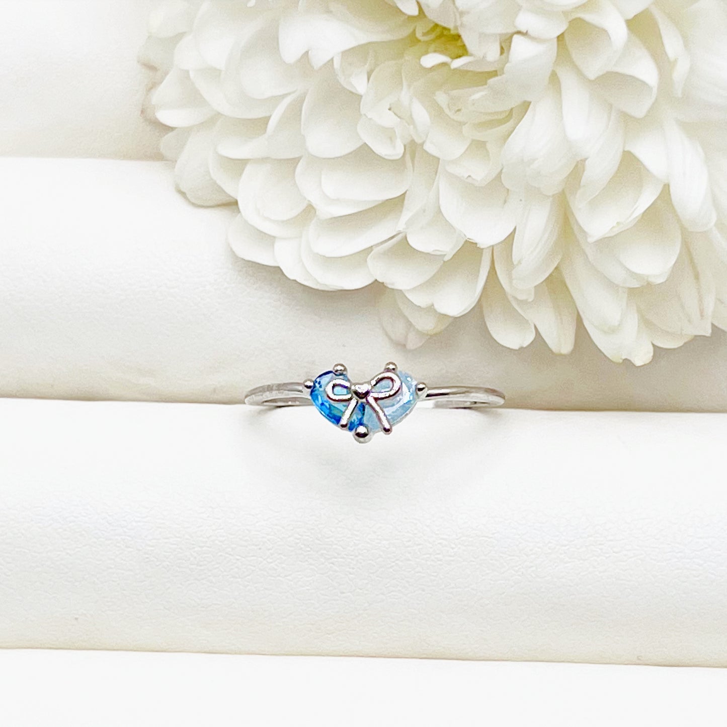 Élan Heart Ring