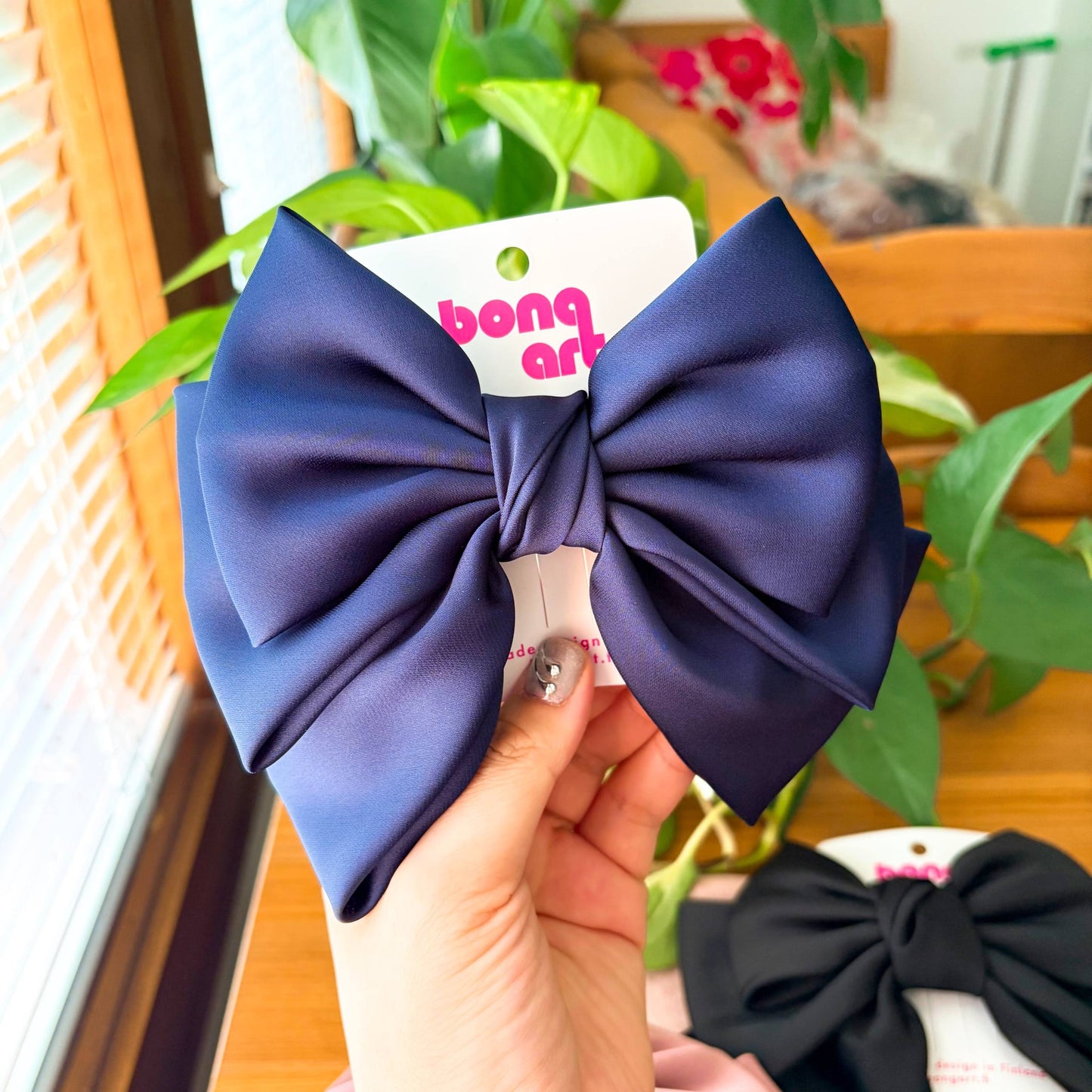 Dreamy Silk Bow – Hair Clip (Big)