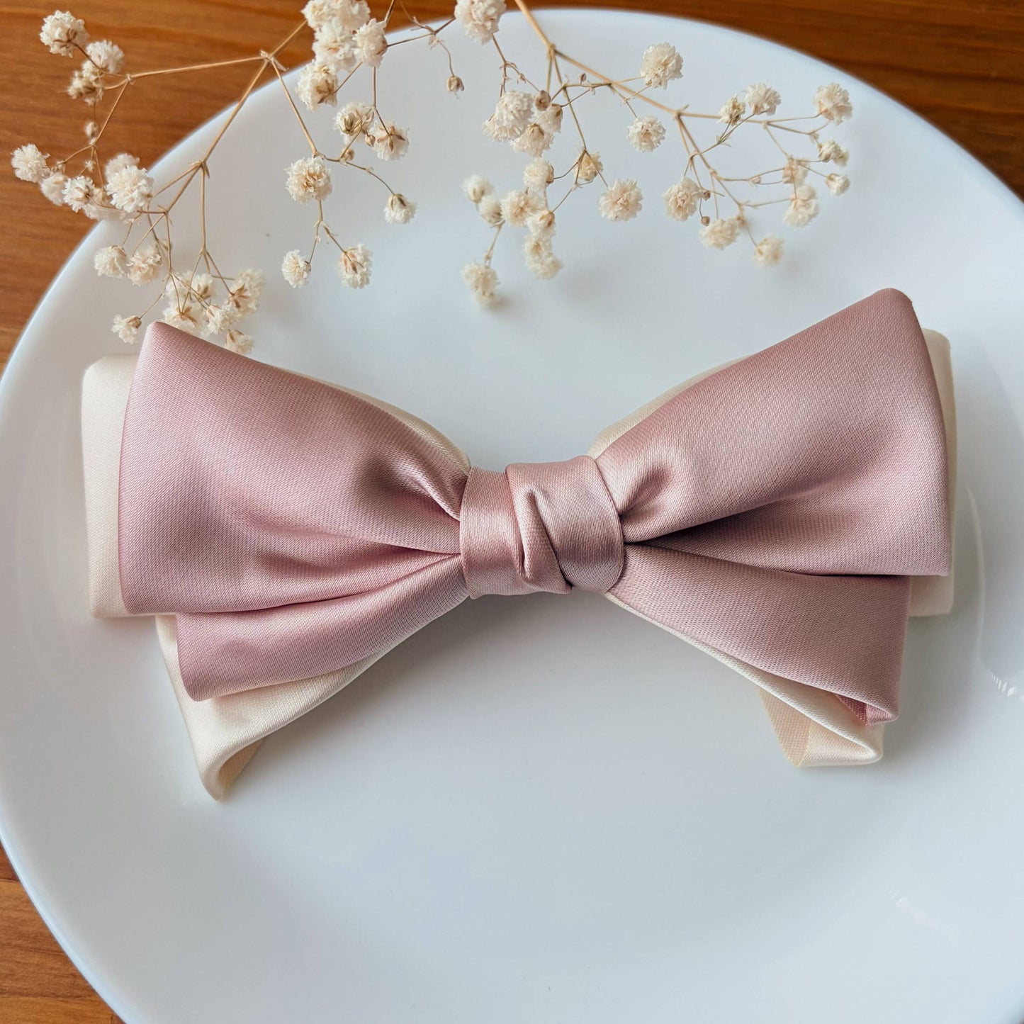 Dreamy Ribbon Charm – Hair Clip