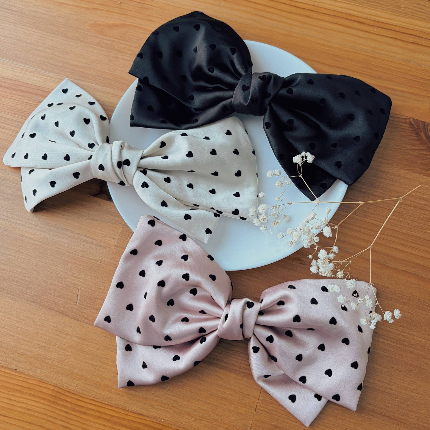 Petite Elegance Ribbon – Hair Clip
