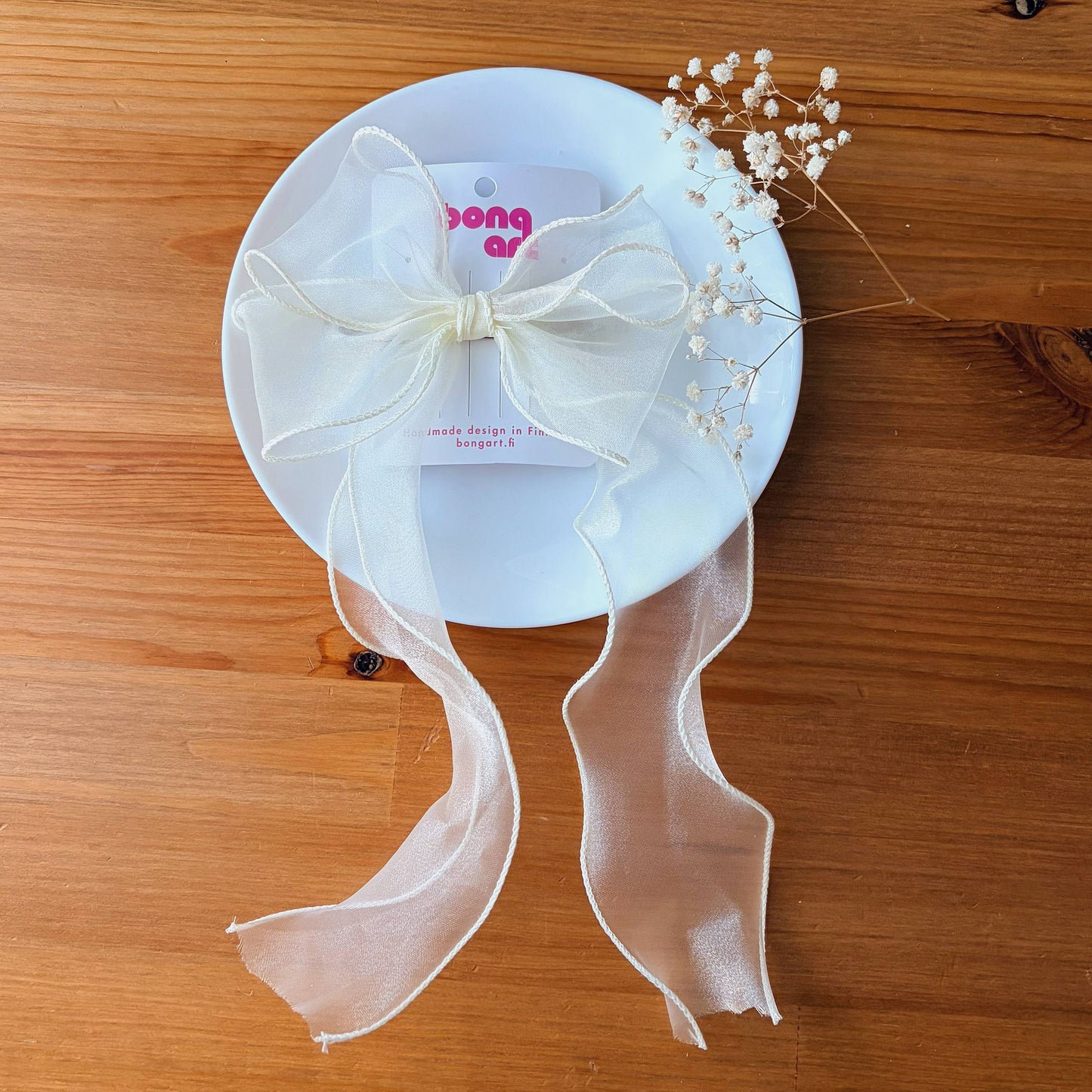 Lovely Whisper Ribbon – Hair Clip