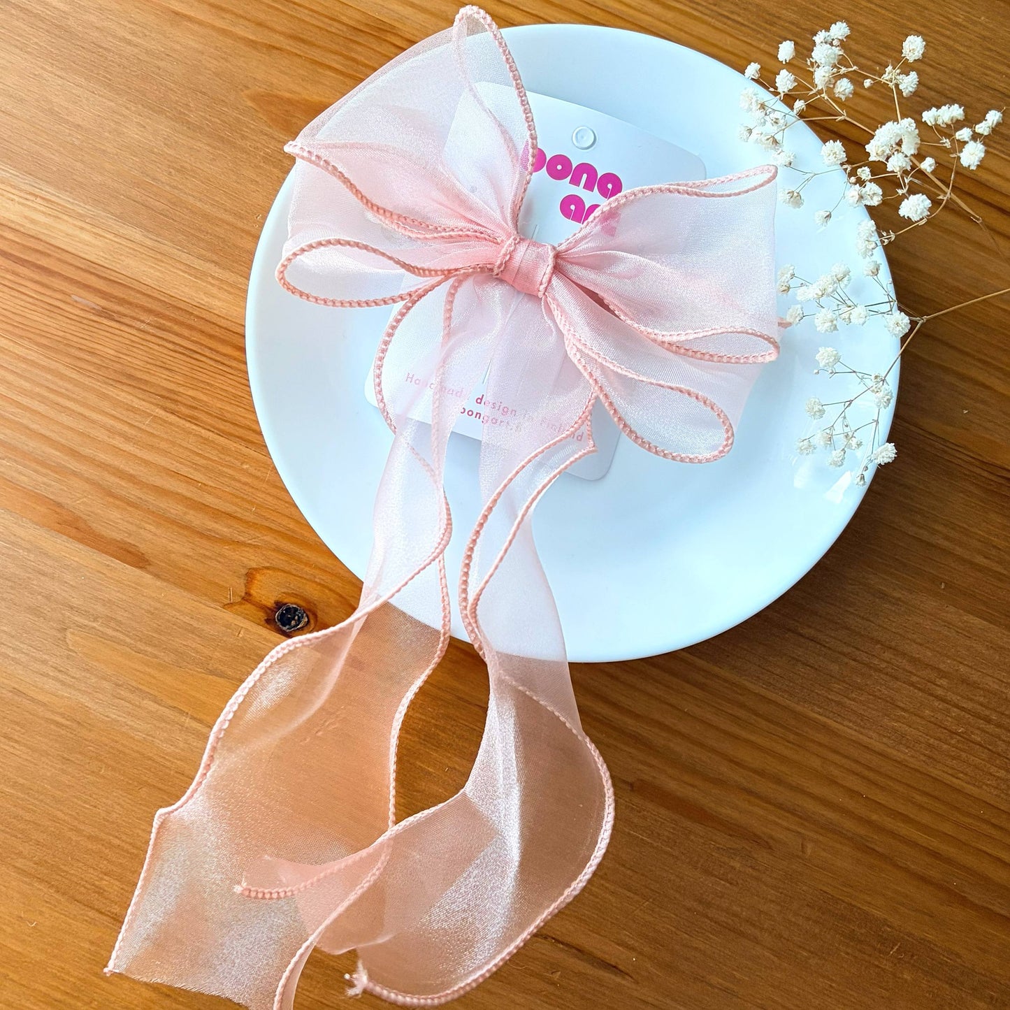 Lovely Whisper Ribbon – Hair Clip