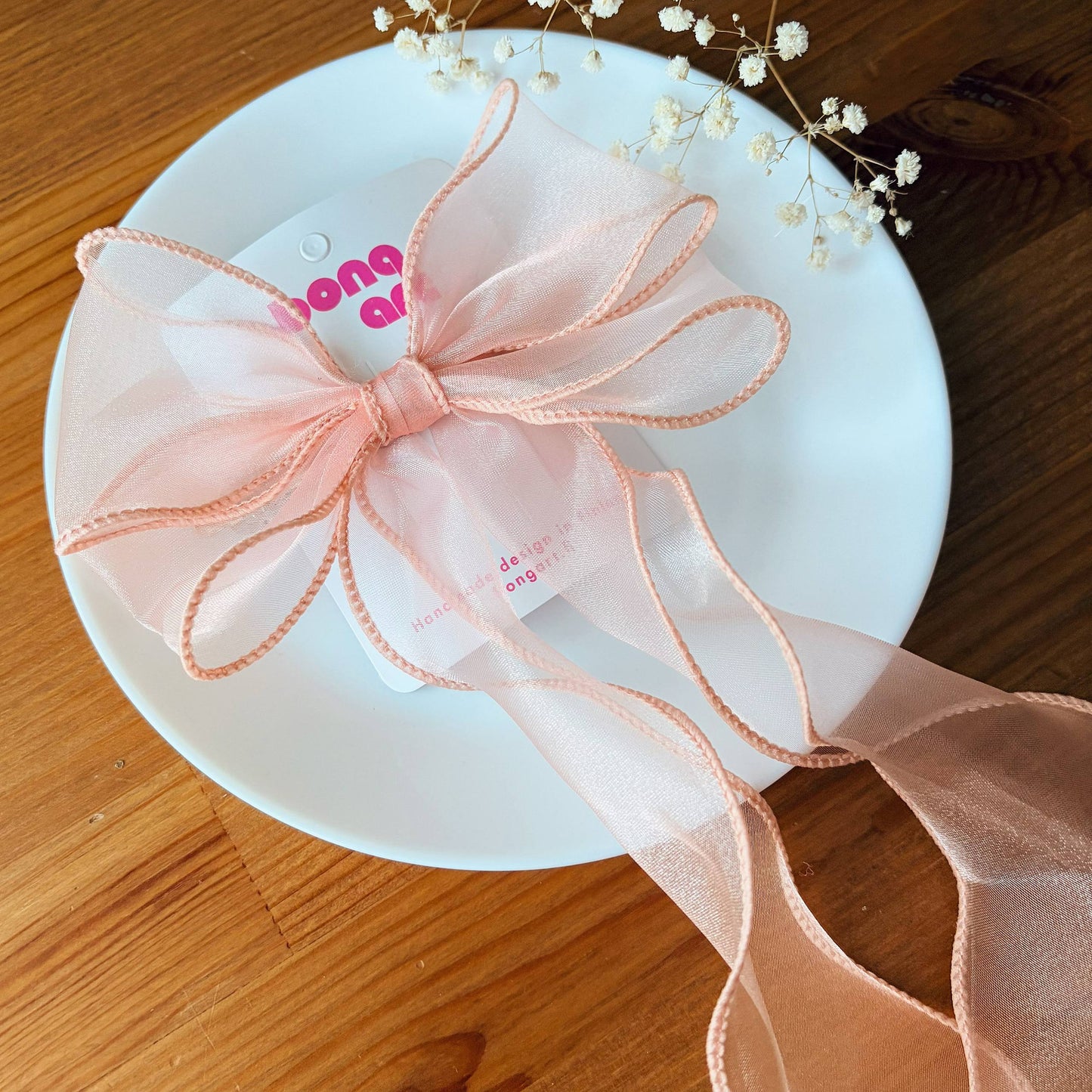 Lovely Whisper Ribbon – Hair Clip