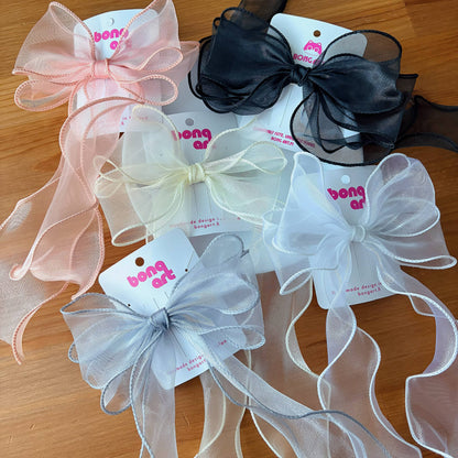 Lovely Whisper Ribbon – Hair Clip
