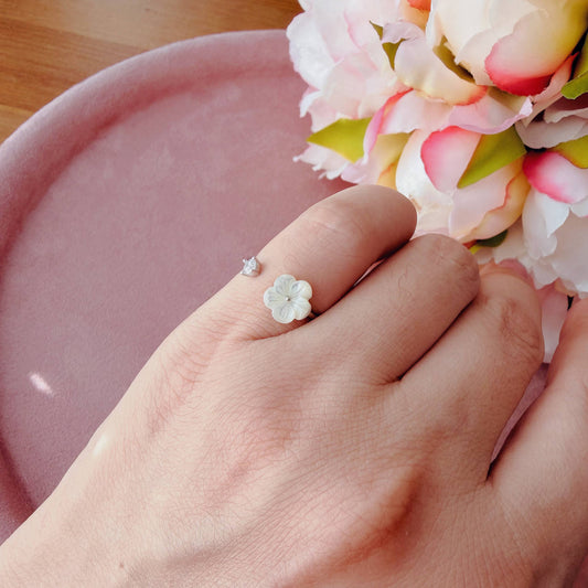 Floral Pearl Dream Ring